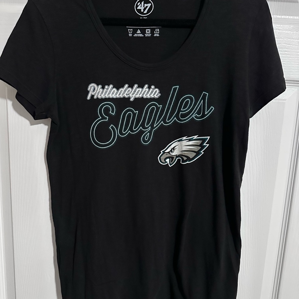 Philadelphia Eagles Women's Black Tee